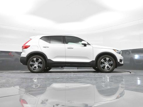Used 2020 Volvo XC40 T5 Inscription image 40