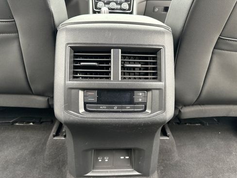 Used 2022 Volkswagen Atlas SE AWD/4WD image 19