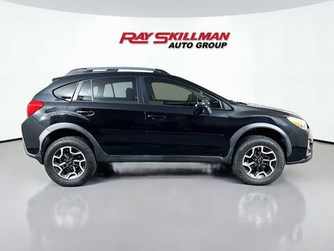 Used 2016 Subaru Crosstrek 2.0i Limited image 8
