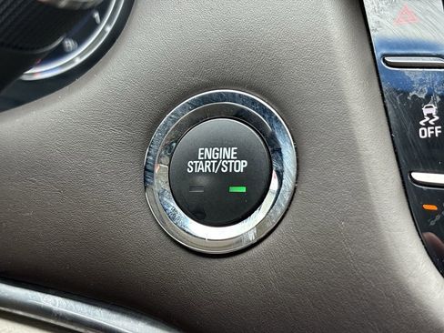 Used 2016 Cadillac XTS Platinum FWD image 18