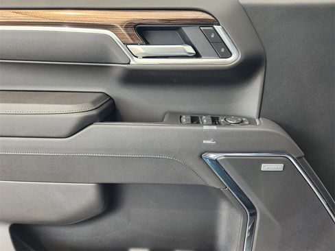 New 2026 Chevrolet Silverado 1500 LT Trail Boss w/ Convenience Package II image 17