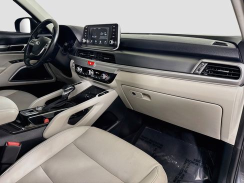 Used 2020 Kia Telluride S FWD image 30
