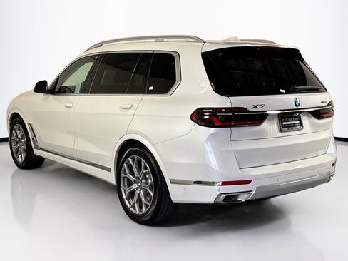 Used 2023 BMW X7 xDrive40i image 7