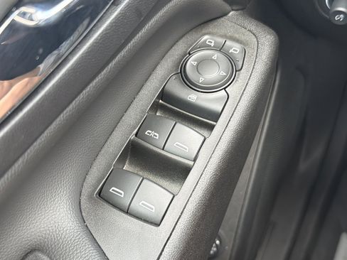 Used 2022 Chevrolet Equinox LT AWD/4WD image 18