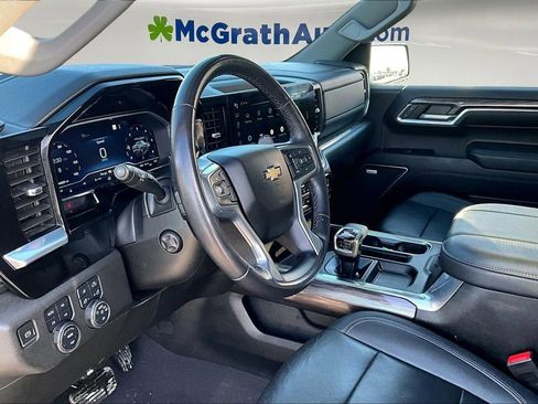 Used 2023 Chevrolet Silverado 1500 LTZ image 19