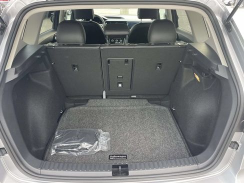 Certified 2023 Volkswagen Taos SE FWD image 10