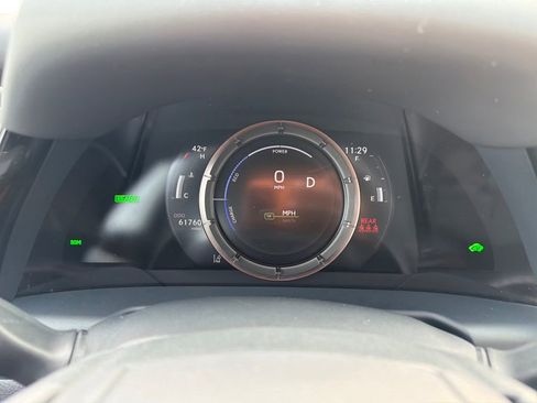 Used 2022 Lexus ES 300h F Sport w/ Accessory Package 2 image 19