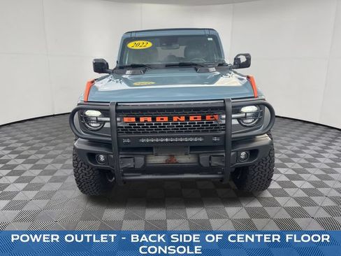 Used 2022 Ford Bronco Badlands w/ Sasquatch Package AWD/4WD image 8