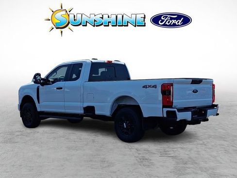 Used 2023 Ford F250 XL w/ STX Appearance Package AWD/4WD image 4