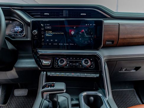 Used 2025 GMC Sierra 1500 Denali Ultimate image 24