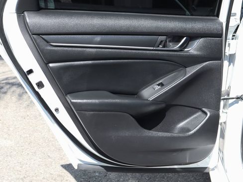 Used 2021 Honda Accord Sport image 34
