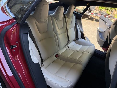Used 2020 Tesla Model S Long Range Plus AWD/4WD image 30