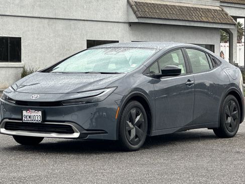 Certified 2024 Toyota Prius Prime SE image 9