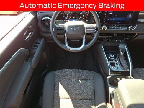 Used 2024 Chevrolet Colorado Z71 AWD/4WD image 11