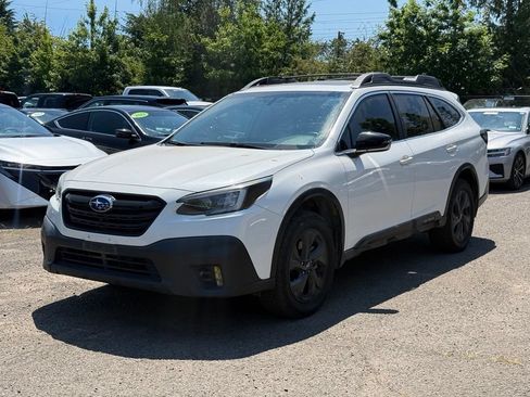 Used 2022 Subaru Outback Onyx Edition XT AWD/4WD image 2