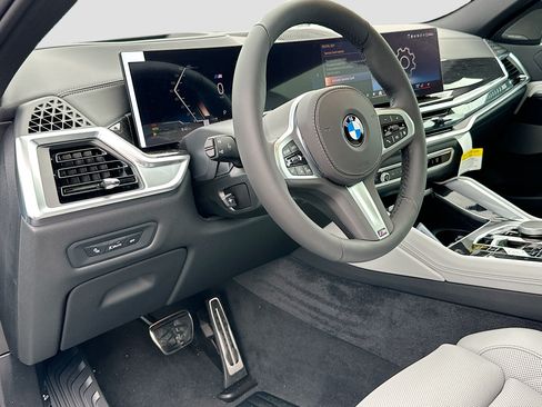 Used 2026 BMW X6 xDrive40i w/ Premium Package AWD/4WD image 7