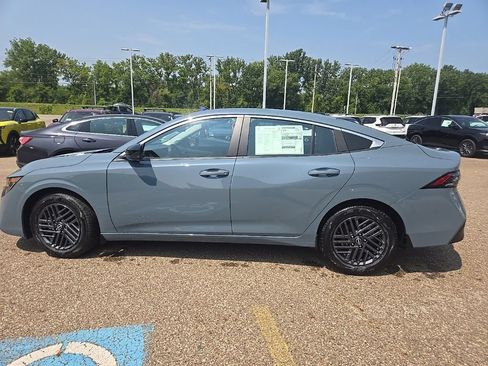 New 2026 Nissan Sentra SV w/ SV Convenience Package FWD image 4