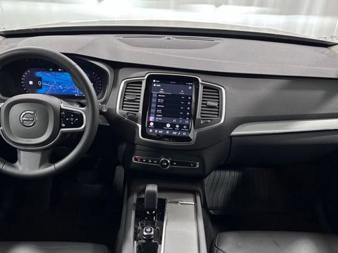 Certified 2023 Volvo XC90 B5 Core w/ Climate Package AWD/4WD image 2