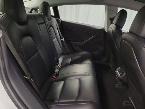 Used 2018 Tesla Model 3 Long Range image 27