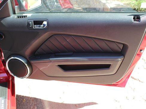 Used 2013 Ford Mustang GT Premium w/ Security Pkg image 12