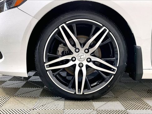 Used 2022 Honda Accord Touring image 8