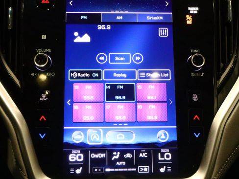 Used 2021 Subaru Legacy Limited image 30