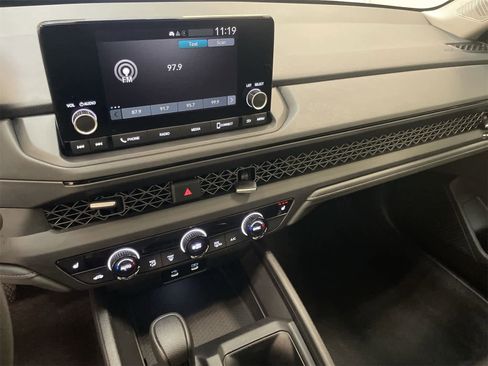 New 2025 Honda Accord SE image 29