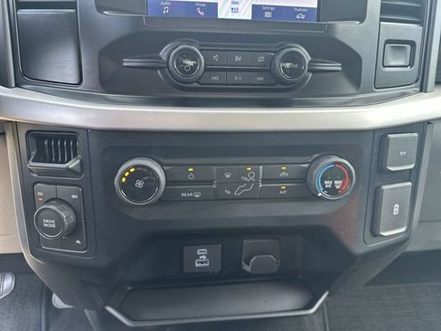 Used 2022 Ford F150 XLT AWD/4WD image 38