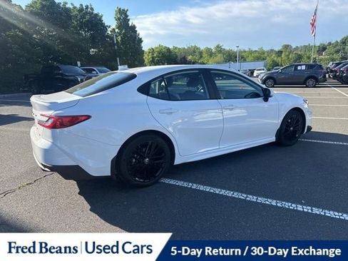 Used 2025 Toyota Camry SE FWD image 6