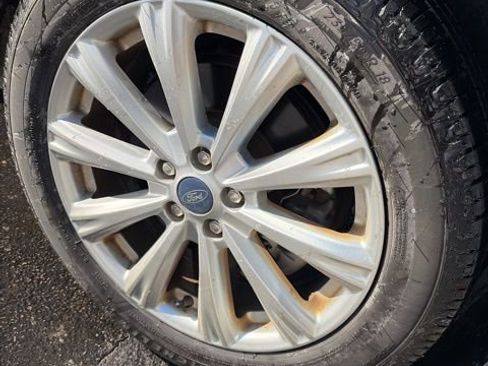 Certified 2019 Ford Escape SEL image 8