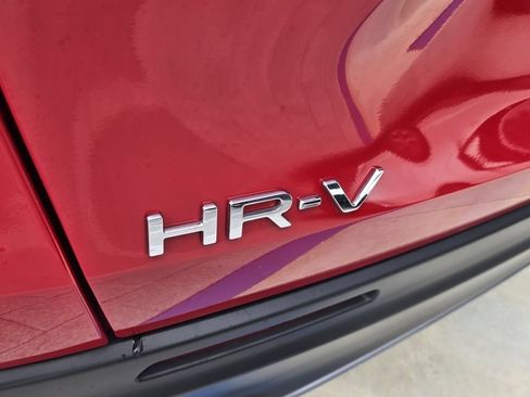 Used 2025 Honda HR-V Sport image 14