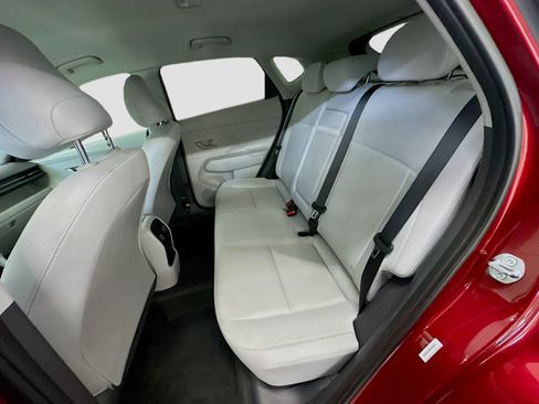 Used 2025 Hyundai Kona SEL image 28