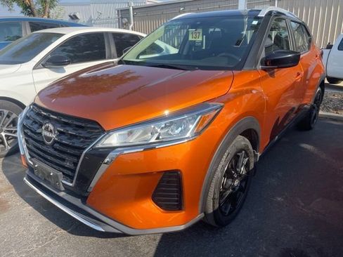 Used 2024 Nissan Kicks SV FWD image 4
