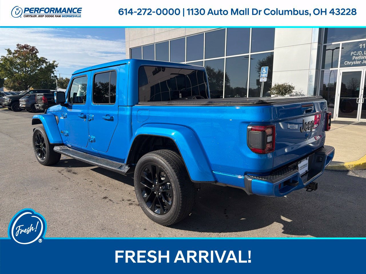 Used 2023 Jeep Gladiator Overland AWD/4WD image 7