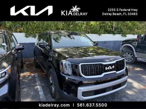 Certified 2024 Kia Telluride LX FWD image 6
