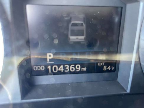 Used 2015 Toyota Tundra SR5 image 10