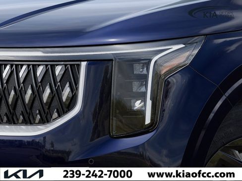 New 2026 Kia Carnival LX FWD image 10