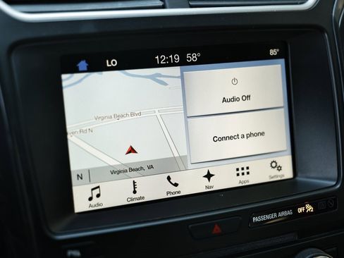 Used 2017 Ford Explorer XLT w/ Equipment Group 202A image 38