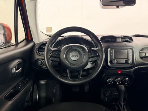 Used 2017 Jeep Renegade Altitude image 14