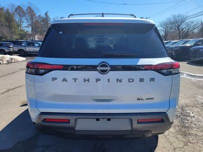 New 2026 Nissan Pathfinder SL