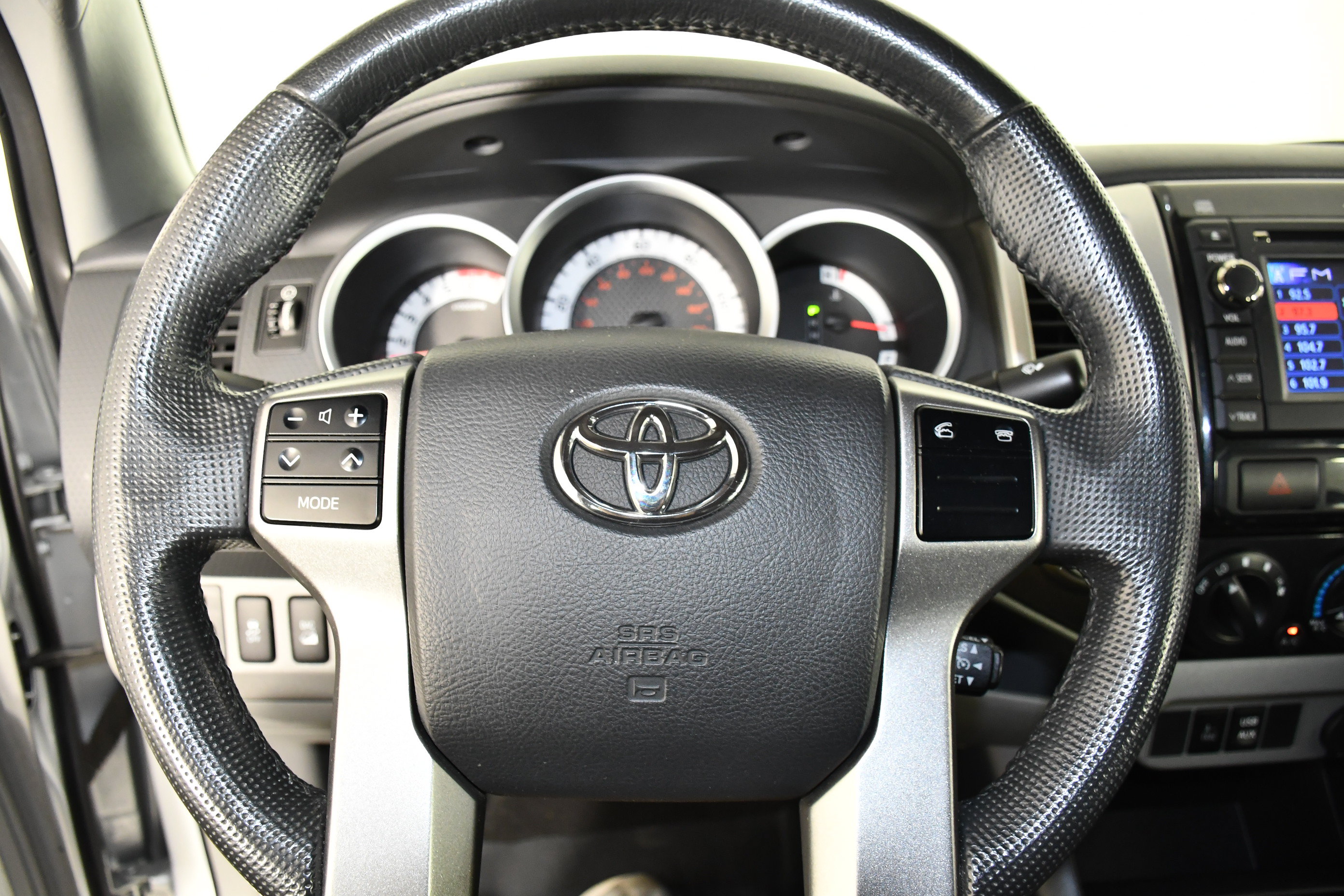 Used 2013 Toyota Tacoma 4x4 Double Cab w/ TRD Off-Road Pkg image 21