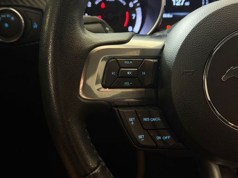 Used 2022 Ford Mustang Coupe RWD image 15