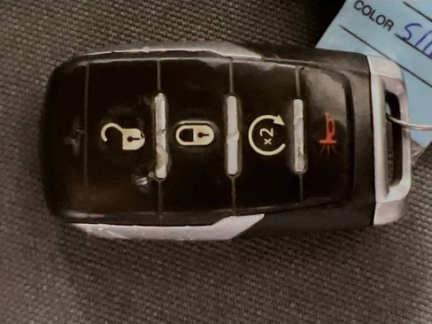 Used 2019 RAM 1500 Big Horn AWD/4WD image 36