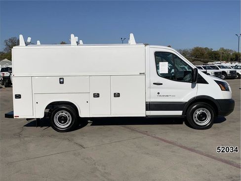 Used 2017 Ford Transit 350 138 image 5