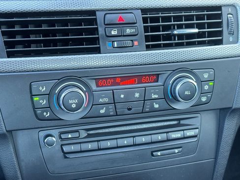 Used 2012 BMW 335i Coupe image 18