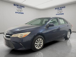 Used 2017 Toyota Camry LE FWD video 1