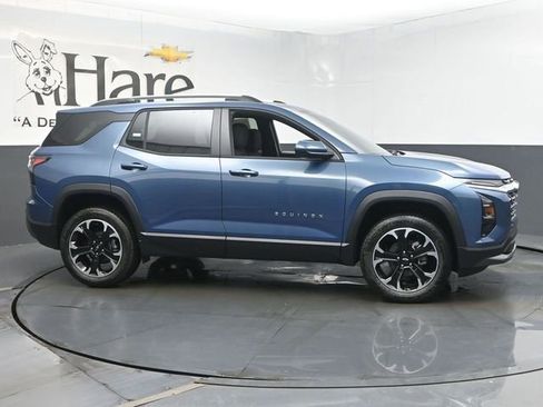 New 2026 Chevrolet Equinox LT image 1