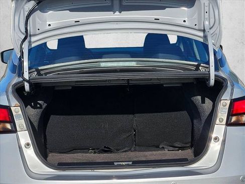 Used 2024 Nissan Versa SV FWD image 6