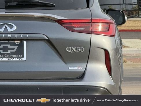 Used 2020 INFINITI QX50 Essential w/ Edition 30 Package image 8