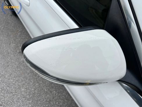 Used 2016 Mercedes-Benz C 300 Sedan w/ Premium 1 Package image 19